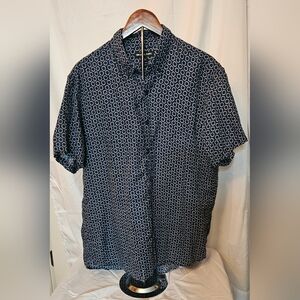 Michael Kors Men’s Short Sleeve Button-Down Shirt Black White Geometric Print
